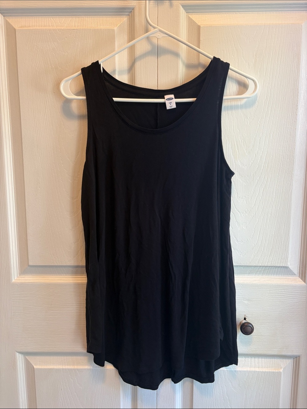 Old Navy Black Scoop Neck Tank Top